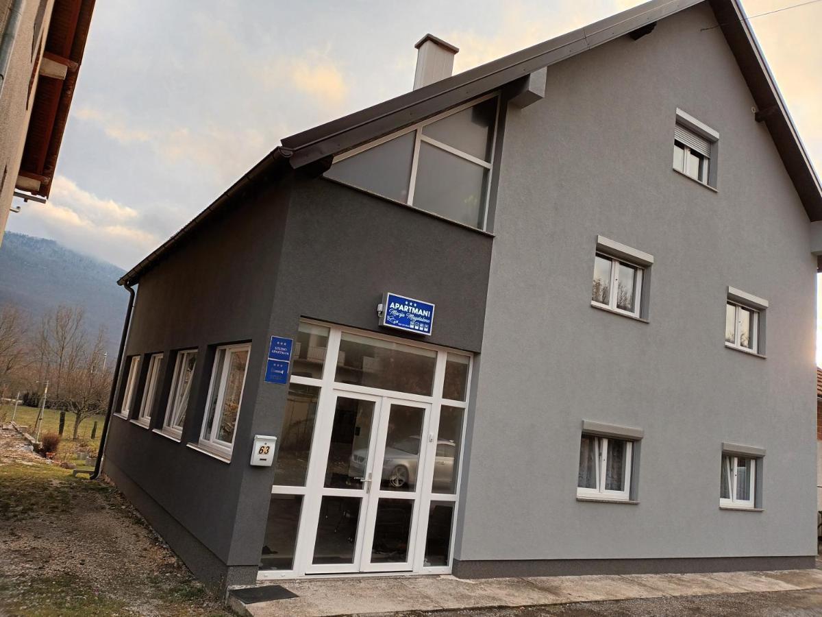 Apartmani Marijamagdalena Gračac Exterior foto